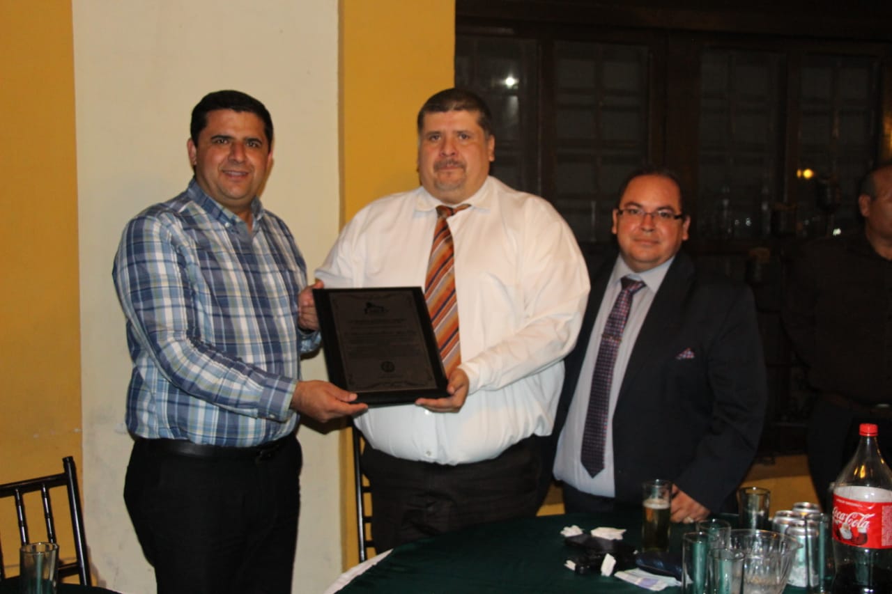 07 -RECONOCE HOMERO MART+ìNEZ A PRESIDENTE DE LA AMALAC-301119