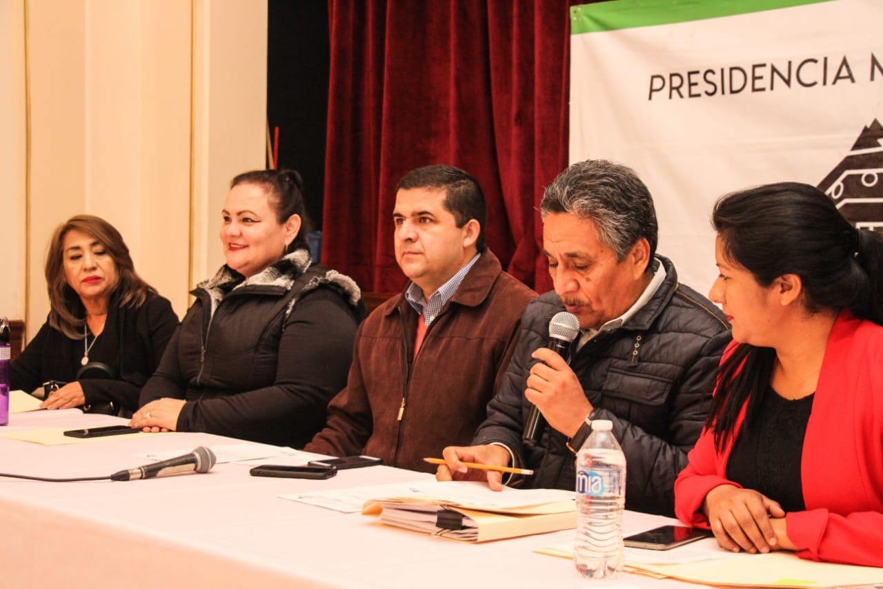 01 INSTALAN LA JUNTA DIRECTIVA DEL IMM EN LERDO-130120