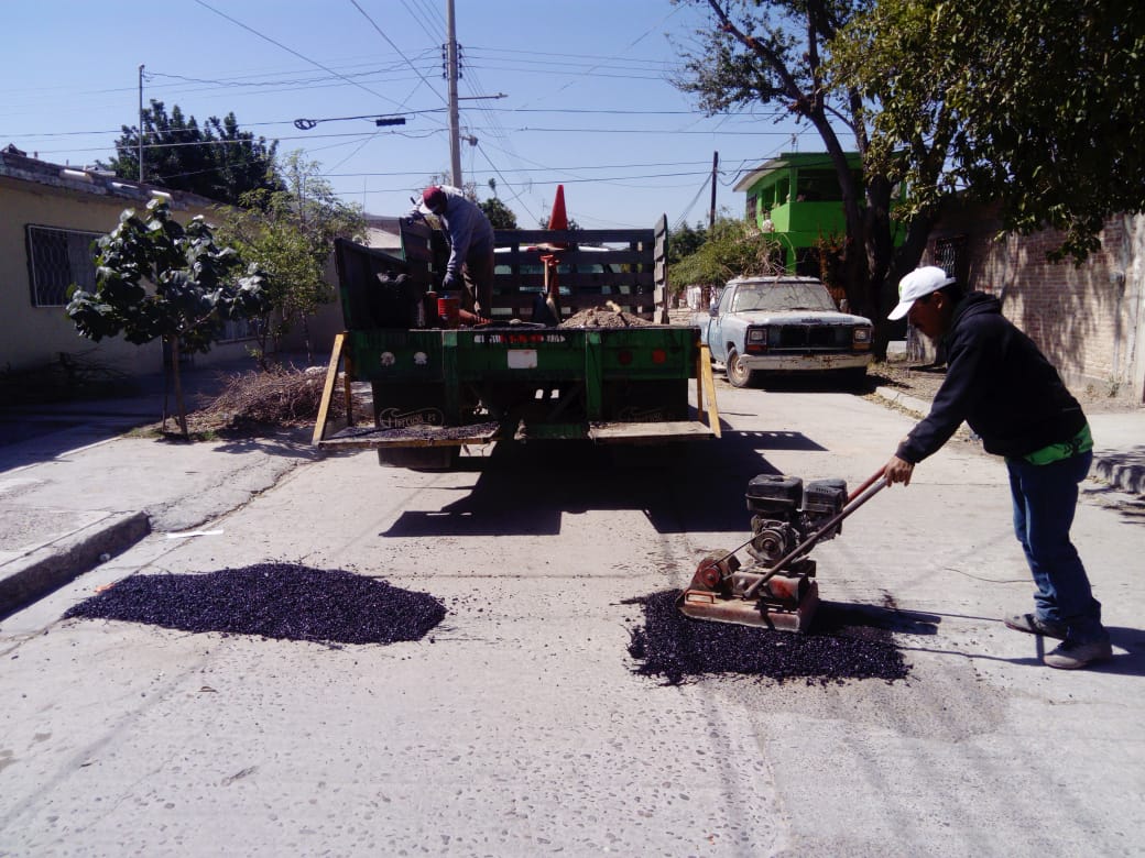 03 -SE TRABAJA EFICAZMENTE PARA ATENDER SOLICITUDES DE BACHEO EN LERDO-090320