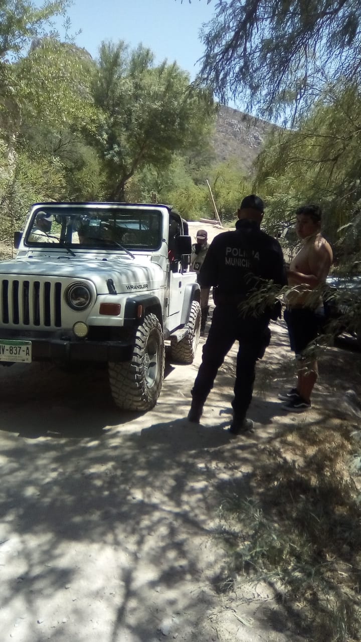 03 -RETIRAN EN OPERATIVO DEL CAN+ôN DE FERN+üNDEZ 2 VEH+ìCULOS TODO TERRENO-250520