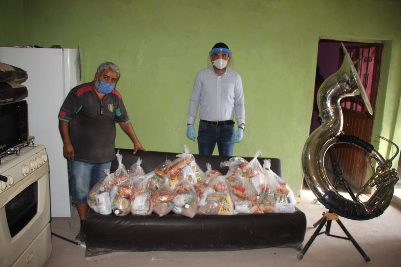 EN LERDO CONTIN+ÜA LA ENTREGA DE APOYOS ALIMENTICIOS-010520