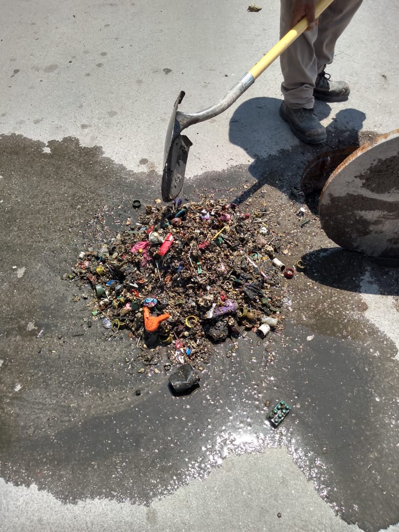 02-HOMERO MART+ìNEZ HACE UN LLAMADO A LA CIUDADAN+ìA A NO TIRAR BASURA EN LAS CALLES