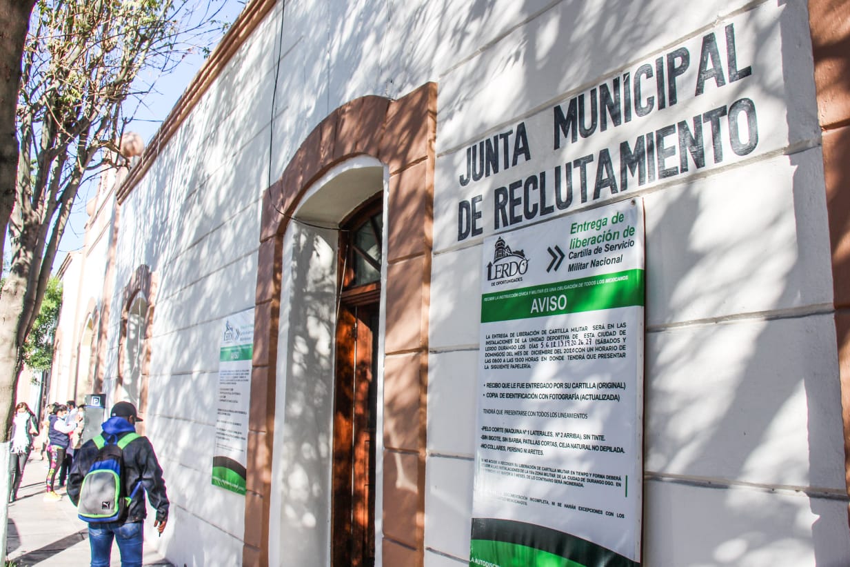 01-ESTE S+üBADO INICIA LA ENTREGA DE CARTILLA MILITAR PARA CLASE 2001-0312220