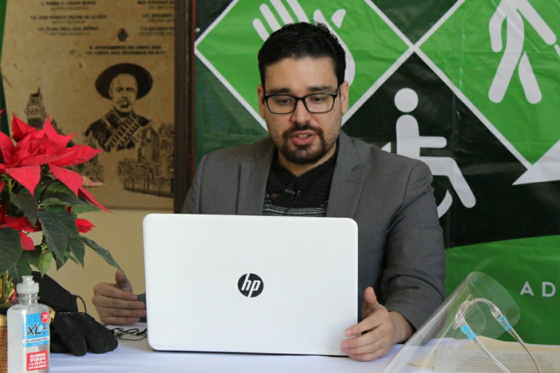 01SE IMPARTE CONFERENCIA POR D+ìA INTERNACIONAL DE PERSONAS CON DISCAPACIDAD
